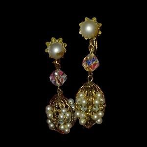 Vintage VendomeElegant  Gold and Pearl Drop Earrings
